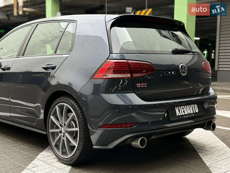 Хэтчбек Volkswagen Golf GTI 2019 в Киеве фото 6 Хэтчбек Volkswagen Golf GTI 2019 в Киеве