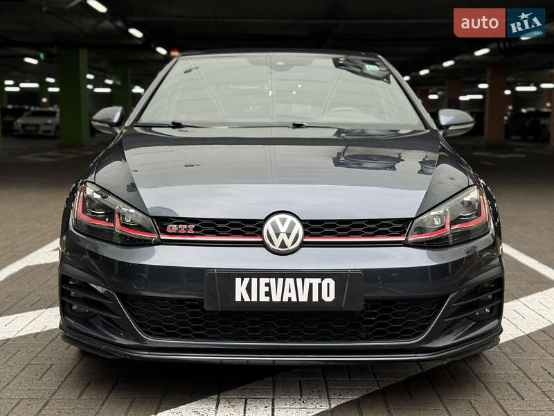 Хэтчбек Volkswagen Golf GTI 2019 в Киеве фото 10 Хэтчбек Volkswagen Golf GTI 2019 в Киеве