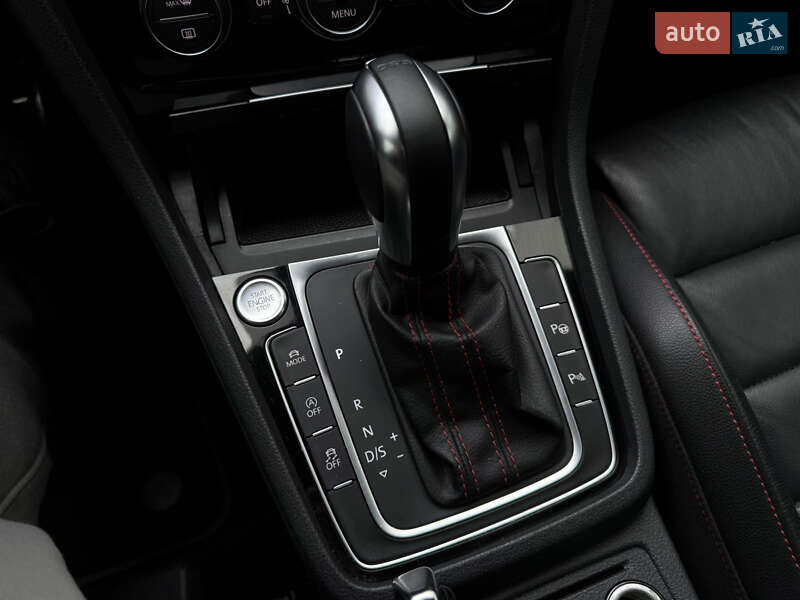 Хэтчбек Volkswagen Golf GTI 2019 в Киеве фото 21 Хэтчбек Volkswagen Golf GTI 2019 в Киеве