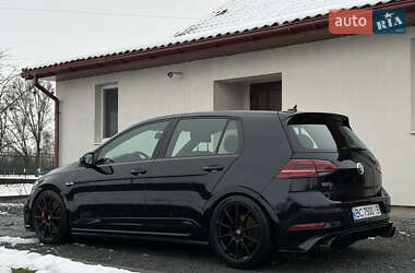 Хэтчбек Volkswagen Golf GTI 2016 в Буске