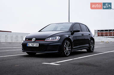 Хэтчбек Volkswagen Golf GTI 2016 в Львове