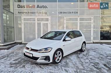 Хэтчбек Volkswagen Golf GTI 2019 в Киеве