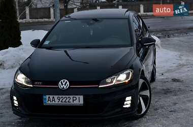 Хэтчбек Volkswagen Golf GTI 2019 в Киеве