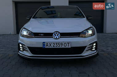 Хэтчбек Volkswagen Golf GTI 2018 в Ужгороде