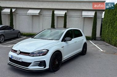 Хетчбек Volkswagen Golf GTI 2020 в Києві