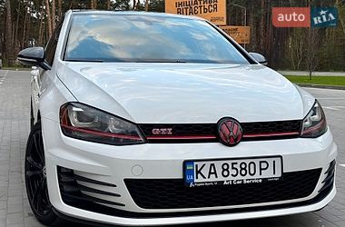 Хетчбек Volkswagen Golf GTI 2015 в Києві