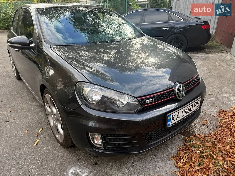 Volkswagen Golf GTI