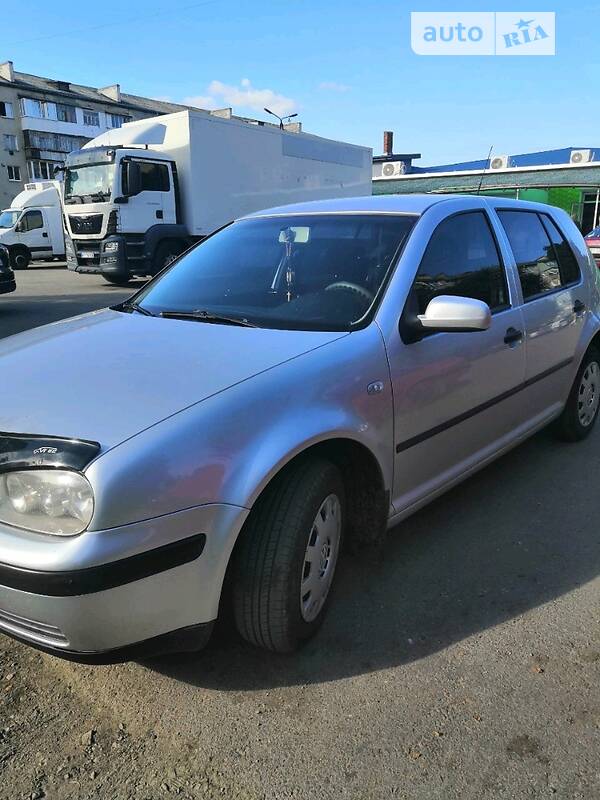 Volkswagen Golf IV