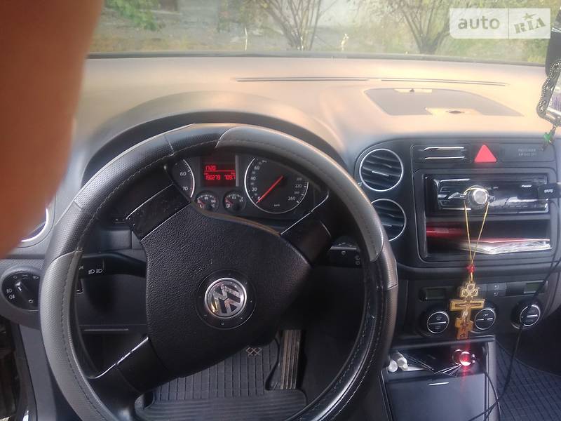 Хетчбек Volkswagen Golf Plus 2005 в Томашполі