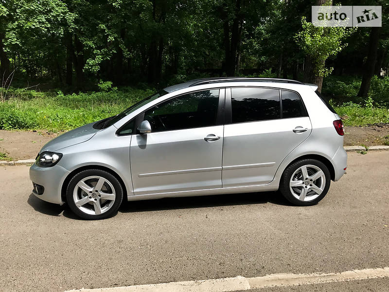 Хетчбек Volkswagen Golf Plus 2011 в Чернівцях