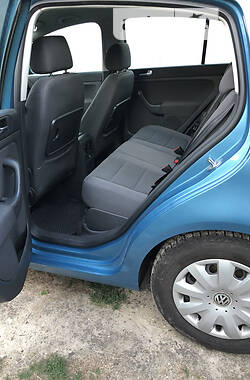 Хэтчбек Volkswagen Golf Plus 2005 в 
