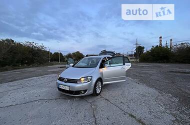 Хэтчбек Volkswagen Golf Plus 2009 в Ровно