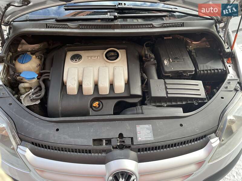 Хетчбек Volkswagen Golf Plus 2005 в Славуті фото 10 Хетчбек Volkswagen Golf Plus 2005 в Славуті
