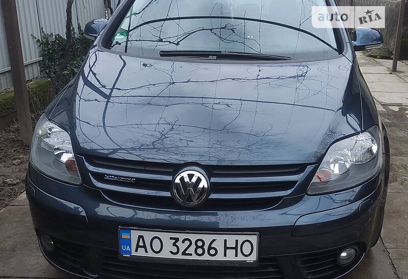 Хэтчбек Volkswagen Golf Plus 2008 в Мукачево фото Хэтчбек Volkswagen Golf Plus 2008 в Мукачево