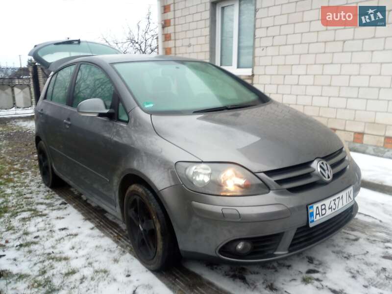 Хетчбек Volkswagen Golf Plus 2006 в Тростянці