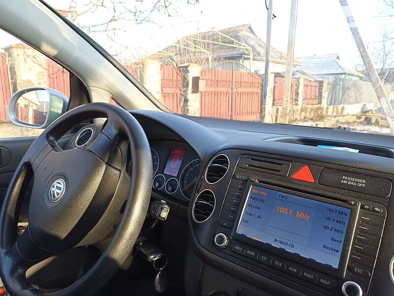 Хэтчбек Volkswagen Golf Plus 2005 в Гайвороне