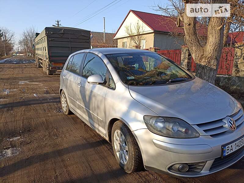 Хэтчбек Volkswagen Golf Plus 2005 в Гайвороне