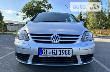 Хэтчбек Volkswagen Golf Plus 2006 в 