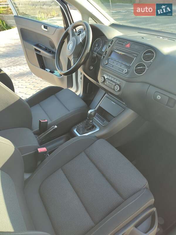 Хэтчбек Volkswagen Golf Plus 2012 в Луцке фото 6 Хэтчбек Volkswagen Golf Plus 2012 в Луцке