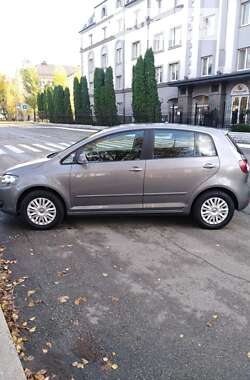 Хэтчбек Volkswagen Golf Plus 2012 в Киеве