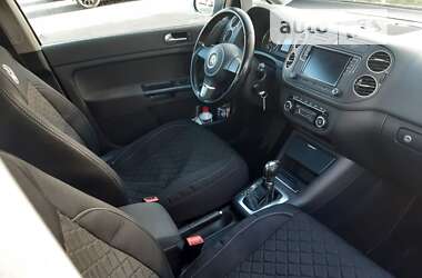 Хэтчбек Volkswagen Golf Plus 2012 в 
