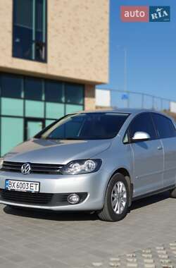 Хэтчбек Volkswagen Golf Plus 2012 в 