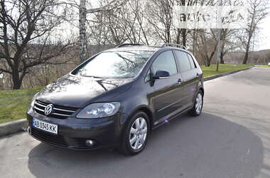 Хэтчбек Volkswagen Golf Plus 2008 в Киеве