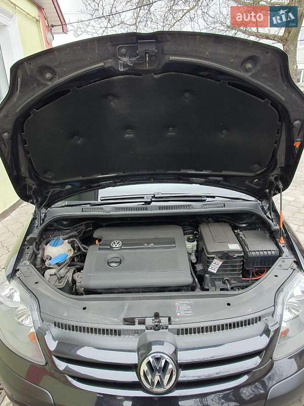 Хетчбек Volkswagen Golf Plus 2006 в Житомирі