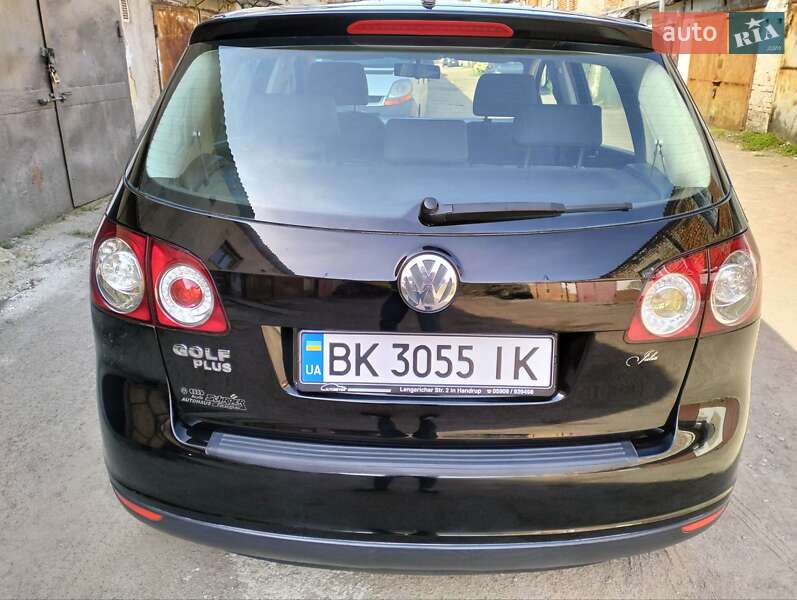 Хэтчбек Volkswagen Golf Plus 2005 в Ровно