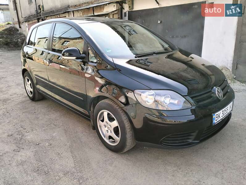 Хэтчбек Volkswagen Golf Plus 2005 в Ровно