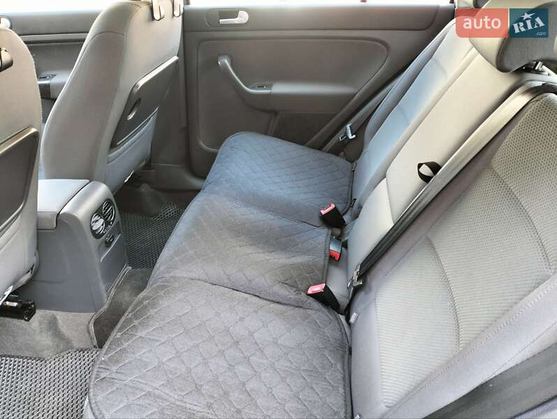 Хэтчбек Volkswagen Golf Plus 2005 в Ровно
