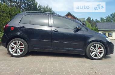 Хэтчбек Volkswagen Golf Plus 2007 в Новояворовске