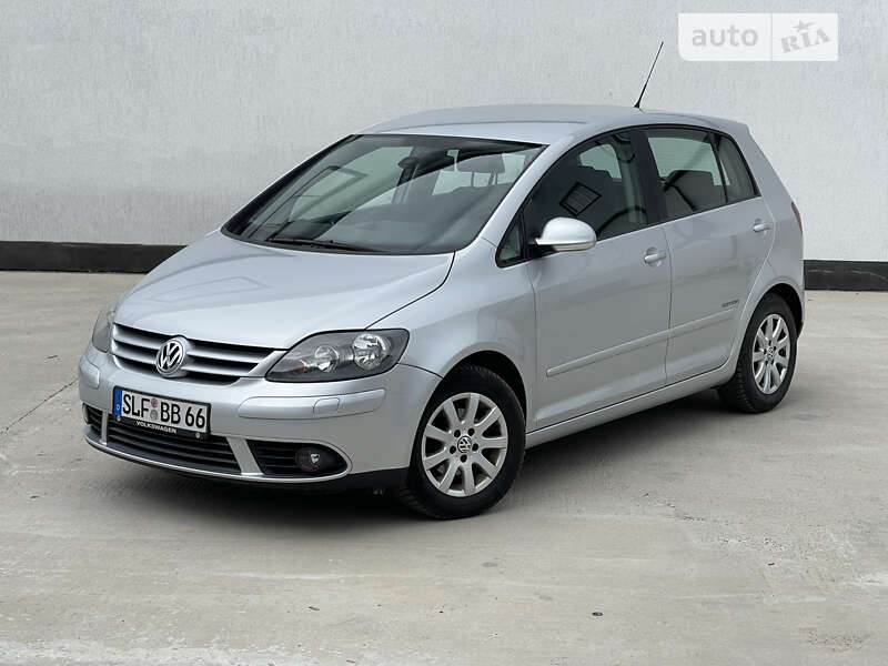 Хэтчбек Volkswagen Golf Plus 2008 в Виннице