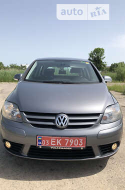 Хэтчбек Volkswagen Golf Plus 2005 в Дубно