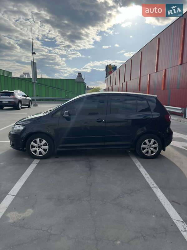 Хетчбек Volkswagen Golf Plus 2010 в Києві