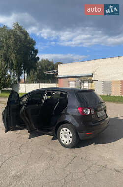 Хэтчбек Volkswagen Golf Plus 2008 в Киеве