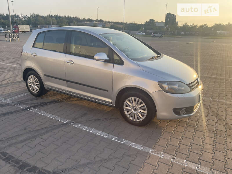 Хетчбек Volkswagen Golf Plus 2010 в Львові