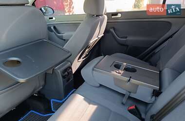 Хэтчбек Volkswagen Golf Plus 2008 в 