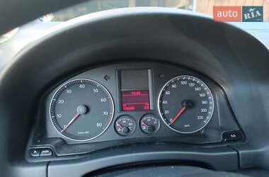 Хэтчбек Volkswagen Golf Plus 2008 в 