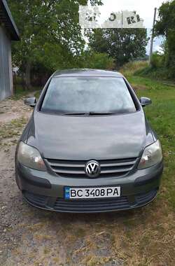 Хэтчбек Volkswagen Golf Plus 2005 в Львове