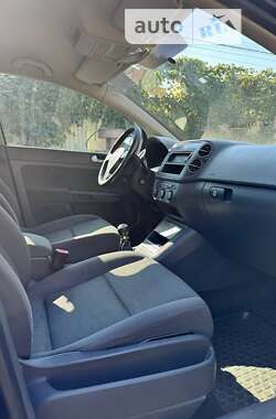 Хэтчбек Volkswagen Golf Plus 2008 в 