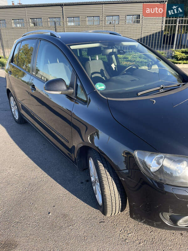 Хэтчбек Volkswagen Golf Plus 2012 в Сумах