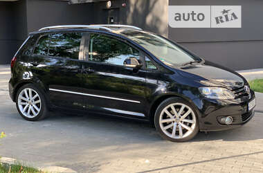 Хэтчбек Volkswagen Golf Plus 2010 в Ивано-Франковске