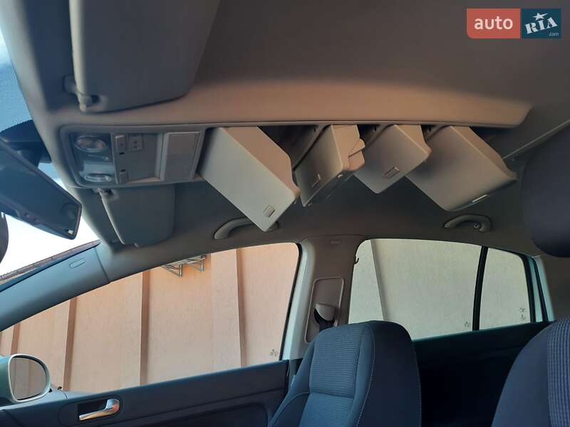 Хетчбек Volkswagen Golf Plus 2011 в Мукачевому фото 16 Хетчбек Volkswagen Golf Plus 2011 в Мукачевому