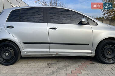 Хетчбек Volkswagen Golf Plus 2005 в Ужгороді