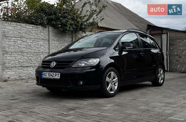 Хетчбек Volkswagen Golf Plus 2007 в Дніпрі