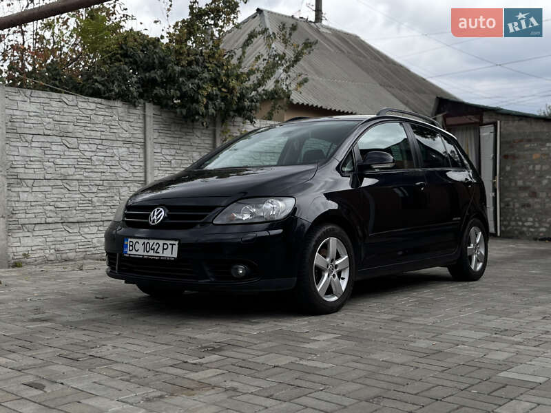 Хетчбек Volkswagen Golf Plus 2007 в Дніпрі