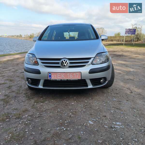 Хетчбек Volkswagen Golf Plus 2005 в Кам'янському