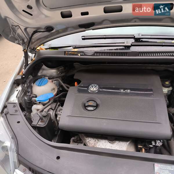 Хетчбек Volkswagen Golf Plus 2005 в Кам'янському