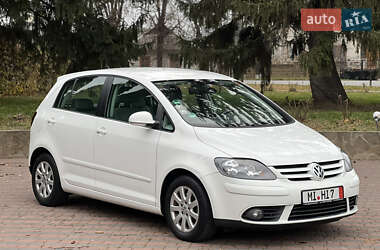 Хэтчбек Volkswagen Golf Plus 2008 в Староконстантинове